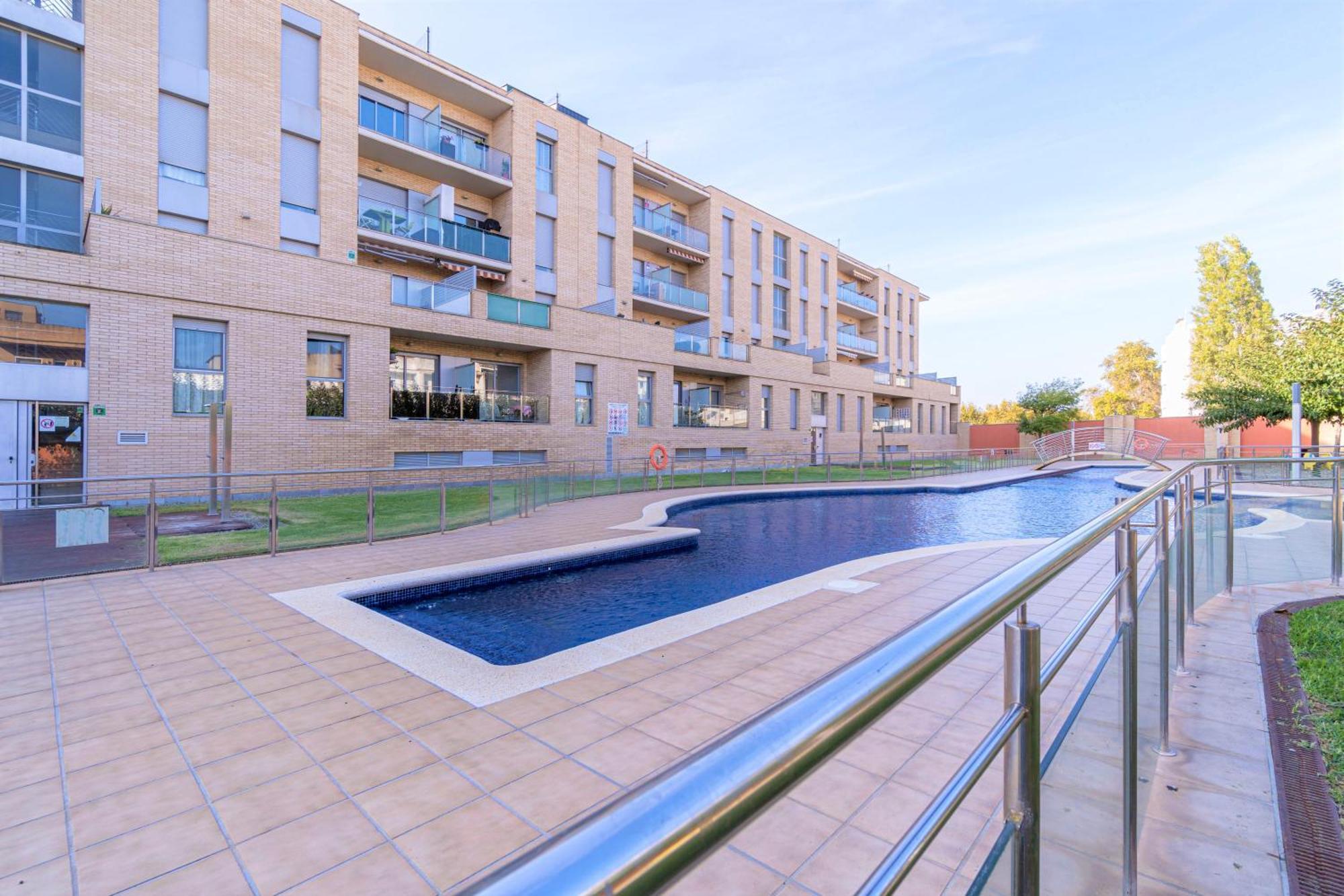 Apart-Rent Apartment Puig Rom 0149 艾姆布里亚布拉瓦 外观 照片